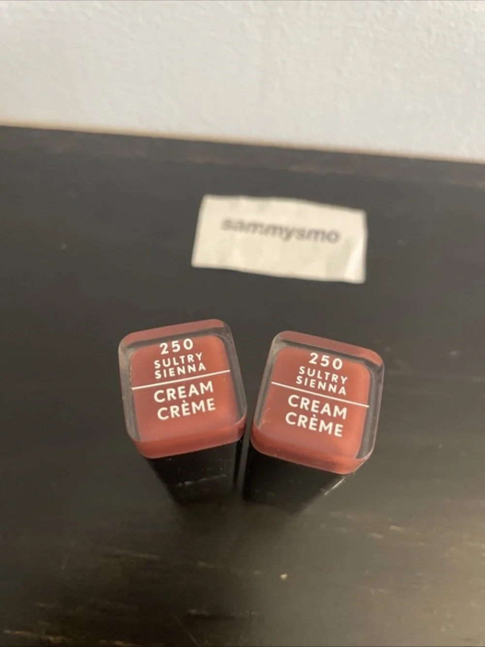 Covergirl Exhibitionist Creme Cream Lipstick 250 Sultry Sienna x2